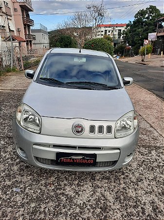 UNO VIVACE 1.0 2011, COM AR CONDICIONADO, VIDROS ELÉTRICOS E DIREÇÃO HIDRÁULICA /// VALOR DO VEÍCULO COM TROCA R$ 28.900,00 ///
