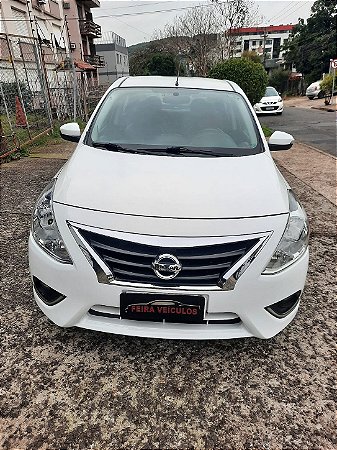 VERSA 1.6 UNIQUE CVT AUT 2017, COM AR CONDICIONADO, VIDROS ELÉTRICOS E DIREÇÃO HIDRÁULICA /// VALOR DO VEÍCULO COM TROCA R$ 60.900,00 ///