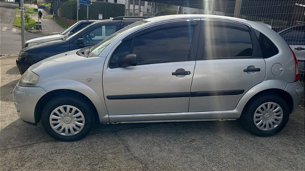 C 3 GLX 1.4 2009 COMPLETO , CAMERA DE RÉ , MIDIA , TUDO OK , REVISADO , VALOR COM TROCAS R$26,900,00 VALOR SEM TROCAS AVISTA R$24,900,00 FINANCIAMOS POR FINANCEIRAS , CARTÕES DE CRÉDITOS E EMPRÉSTIMO CONSGNADO PÁRA APOSENTADOS INSS SOB ANALISE OK