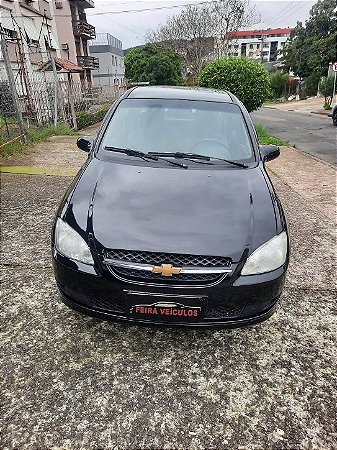 CHEVROLET CLASSIC 1.0 2011 COM AR CONDICIONADO E DIREÇÃO HIDRAÚLICA , VIDROS E TRAVA ELÉTRICAS, C/ TROCAS R$26,900,00 S/ TROCAS R$24,900,00 FINANCIO POR FINACEIRAS,CARTÕES DE CRÉDITOS E EMPRÉSTIMOS CONSIGNADO PARA APOSENTADOS INSS SOB AVALIAÇÃO OK