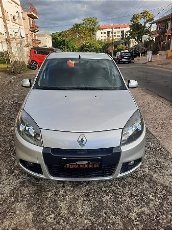 RENAUL SANDERO EXPRESSION 1.0 16V 2014 PRATA COMPLETO VALOR SEM TROCAS R$ 33,900,00 VALOR COM TROCAS R$ 35,900,00