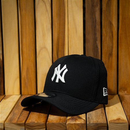 Bucket Hat New Era New York Yankees All Black - CAPMAFIA SUPPLY