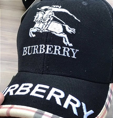 Cap Burberry Winged Black Strapback Aba Curva - CAPMAFIA