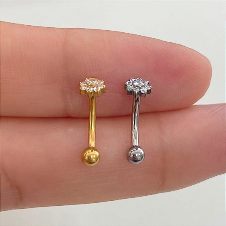 MICROBELL CURVO TITÂNIO FLOR NINE ZIRCÔNIAS