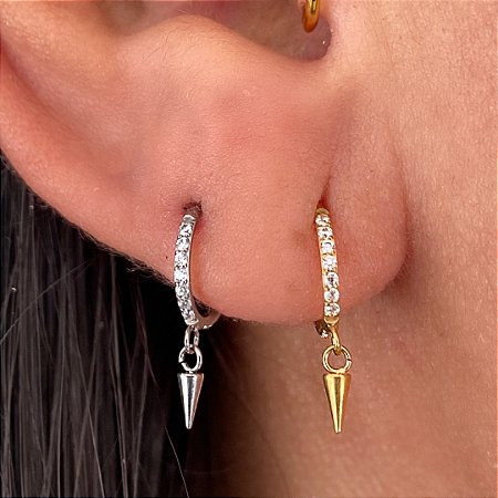 ARGOLA TITÂNIO ZIRCÔNIAS PINGENTE SPIKE