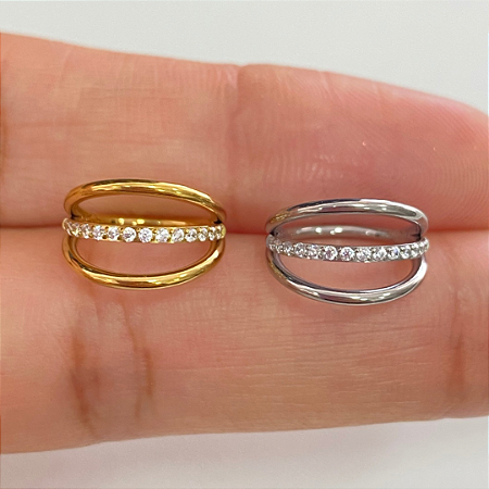 ARGOLA TITÂNIO TRIPLE VOLTA ZIRCÔNIAS CLICKER