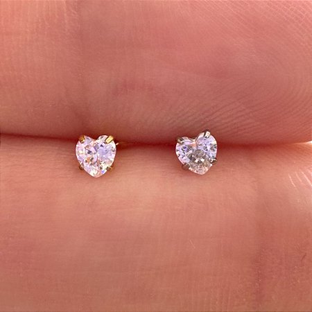 LABRET TITÂNIO CRISTAL HEART