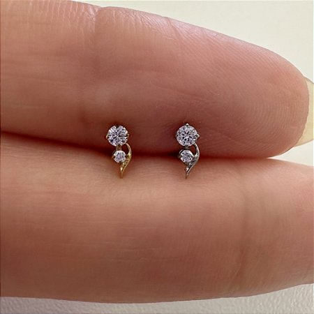 LABRET TITÂNIO FLORZINHA DELICADA ZIRCÔNIAS