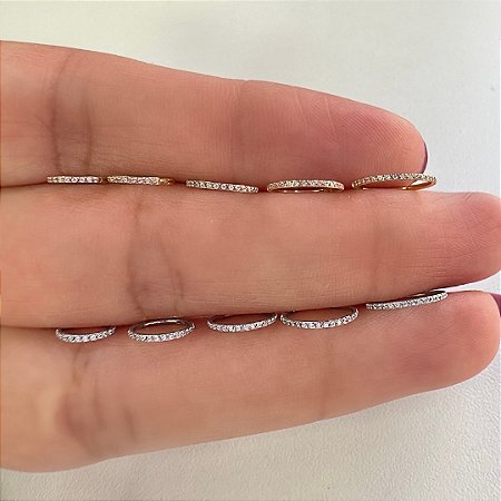 ARGOLA AÇO NARIZ BASIC ZIRCÔNIAS CLICKER