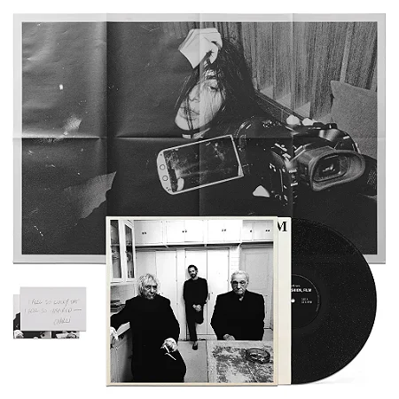 Charli XCX – Music, Fashion, Film (Vinil Preto com Glitter "Black Ice" Exclusivo iMusic) – LP