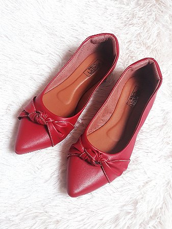 sapatilha bico fino vermelha