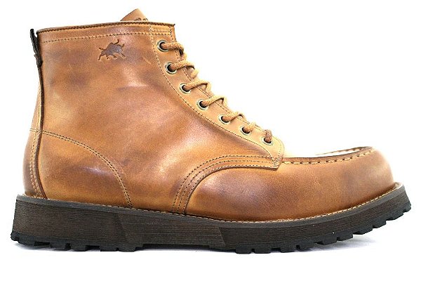 Bota Masculina Moc Toe Cano Médio Couro Whisky Barcelona Design | Taurus