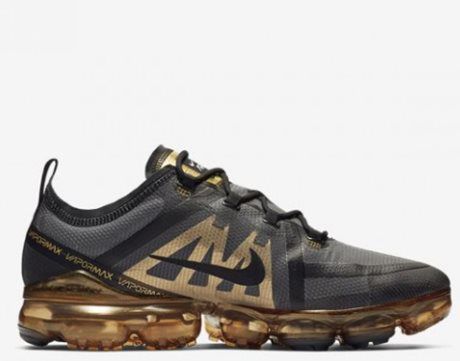 tenis nike vapormax dourado