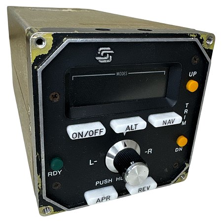 KIT AUTOPILOT CONTROLLER + 3 SERVOS - S-TEC (P/N 0131-1-0 I S/N 139)