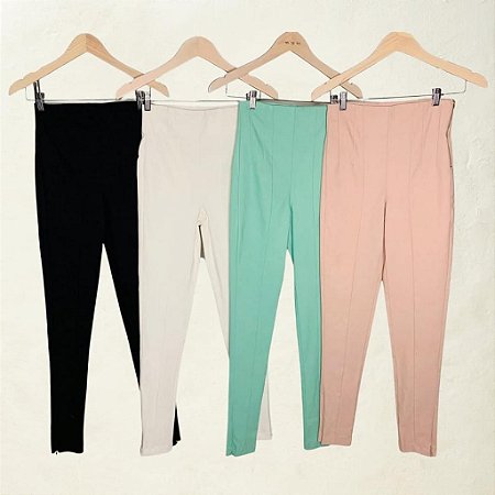 Calça Skinny Sarjada  com zíper na barra Morina