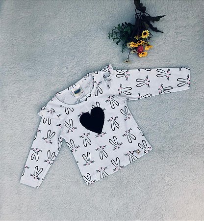Blusa de Bebê Branca 100% Algodão Estampa de Coelhinha