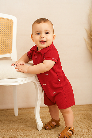 Macacão de Bebê Masculino Curto Vermelho com Gola