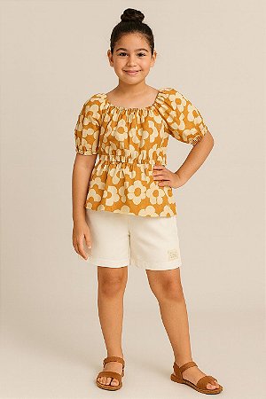 Conjunto Infantil Bata Floral Caramelo e Shorts