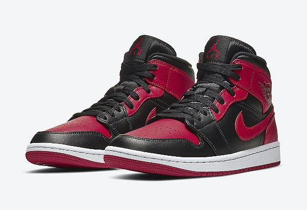 Tenis Nike Air Jordan 1 e Dunk Low