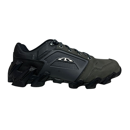 Bota Bull Terrier Titanium Low Masculino Chumbo