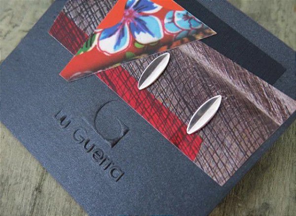 BRINCO FOLHA PEQUENO