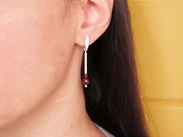 BRINCO NAVETE LONGO GRANADA