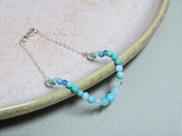 PULSEIRA LINA HOWLITA E PEDRAS VARIADAS