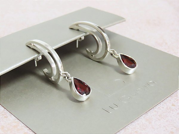 BRINCO ARCO IRIS CAIXA GRANADA II