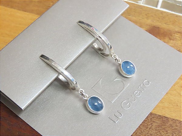 BRINCO ARCO IRIS ÁGUA MARINHA PEQUENO