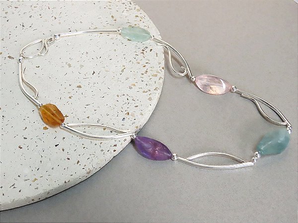 COLAR CANYONS PEDRAS VARIADAS II