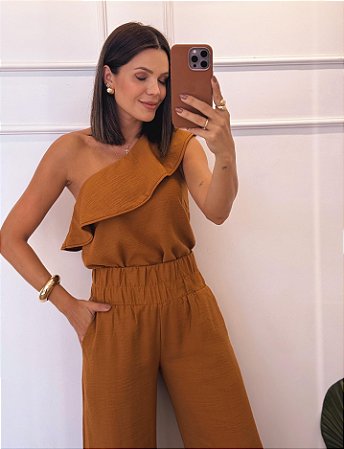 Conjunto Isis Camel