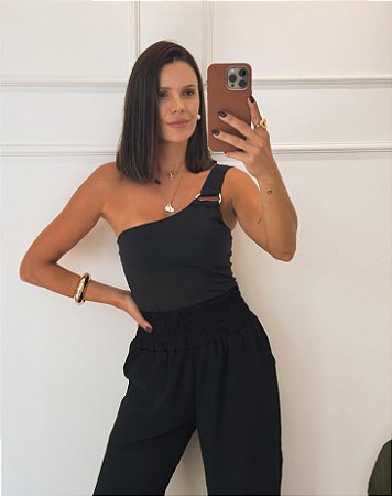 Body Laura Preto