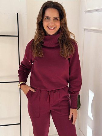 Conjunto Moletom Alice Vinho
