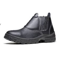 bota com bico de aço