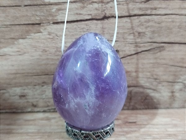 Yoni Ovo (Yoni EGG) de Ametista Com Furo para Pompoarismo/Cristaloterapia - MEDIO