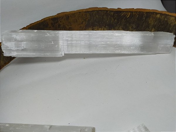 Selenita - Poderosa Pedra de Limpeza Energetica e Conexao Espiritual - GRANDE