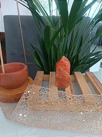 Ponta de Calcita Laranja – Energia Vital, Criatividade e Movimento Interior