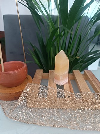 Ponta de Calcita Amarela – Energia Solar, Clareza Mental e Confiança ✨ Descrição