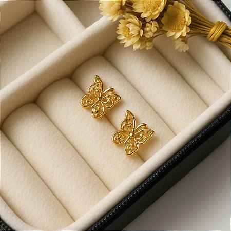 Brinco borboleta com pedra de zircônia folheado a ouro 18k