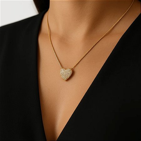 Colar Coração Cravejado com Zircônias Banhado a Ouro 18k