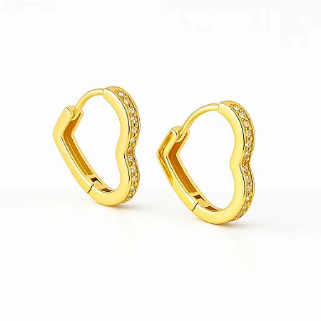 Brinco argola coração cravejado com zircônia folheada em ouro 18k