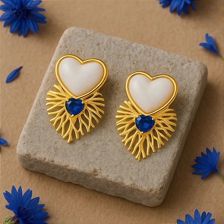 Brinco Design Coração Zircônia Azul Folhado a Ouro 18k