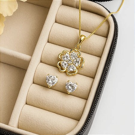 Conjunto Flor com Zircônias Banhado em Ouro 18k