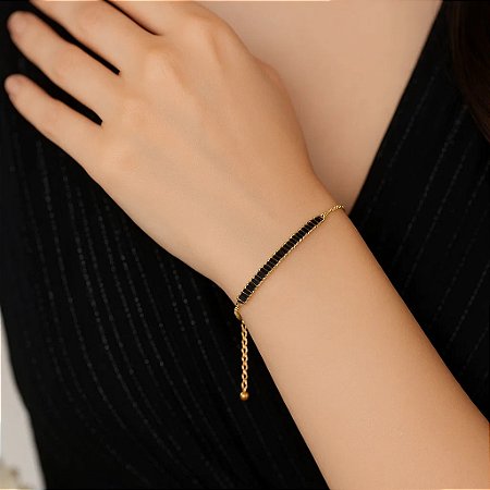 Pulseira Fina com Zircônias Pretas Banhado em Ouro 18k