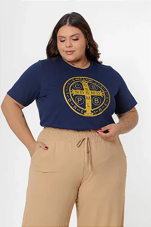 T-shirt Plus Size Medalha De São Bento