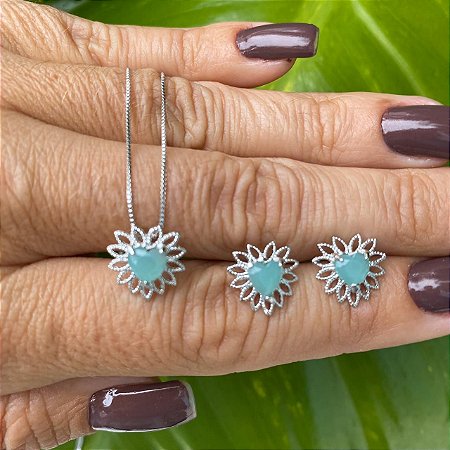 CONJUNTO FOLHEADO RODIO BRANCO CORAÇÃO COM CRISTAL AZUL CLARO