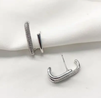 Brinco Prata 925 Ear Hook Cravejado Com Banho De Rodio