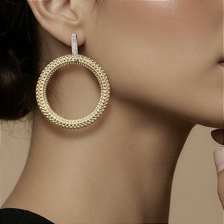 BRINCO FOLHEADO OURO 18K REDONDO GRANDE