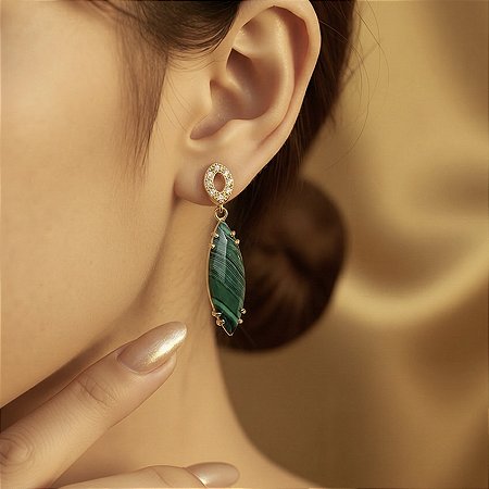 BRINCO FOLHEADO OURO 18K MEDIO VERDE