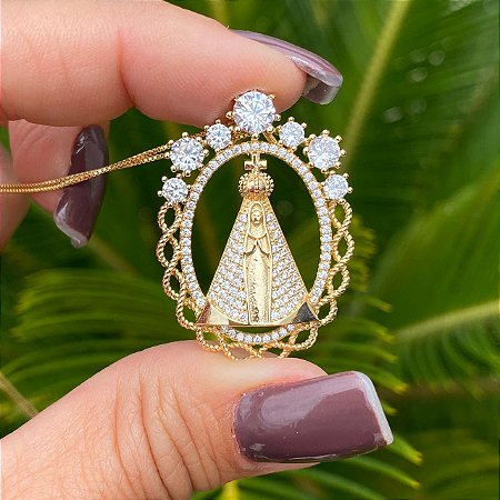 COLAR FOLHEADO OURO 18K NOSSA SENHORA APARECIDA MANTO BRANCO COM CRISTAL